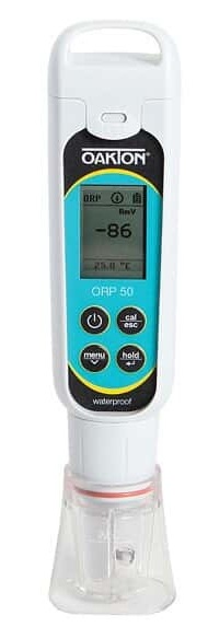 Medidor de pH impermeable de bolsillo con punta de lanza, marca Oakton modelo pHTestr® 50S, serie Premium 50